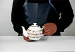 ⁦ابريق شاي نقش عسيري⁩ - الصورة ⁦2⁩