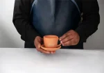⁦كوب قهوة مع الصحن⁩ - الصورة ⁦2⁩